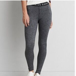 American eagle Amazingly soft leggings